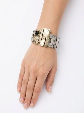 Brutalist buy NES Stylish Two-Tone Metal Cuff Bracelet - Silver and Gold